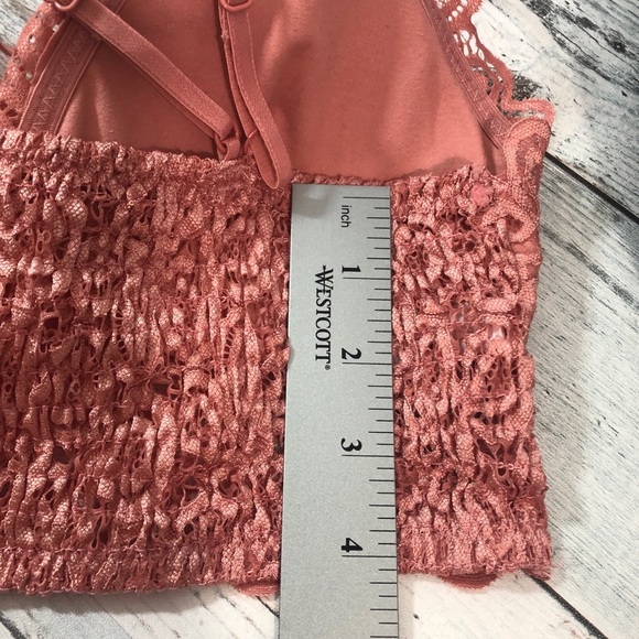 Blake & Co Lace Triangle V-Neck Smock Back Bralette NWT Sz M - Picture 4 of 9